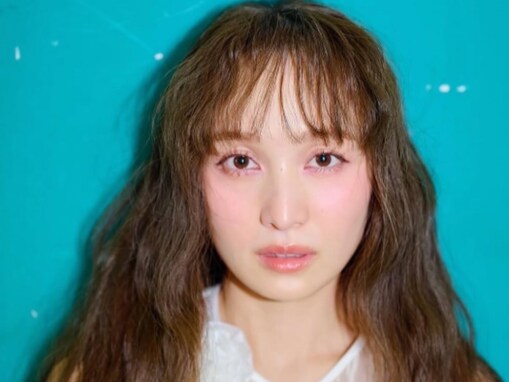 「仕事がんばれる」百田夏菜子、圧巻の透明感際立つドレス姿に反響！ 「世界一かわいい」「憧れ」