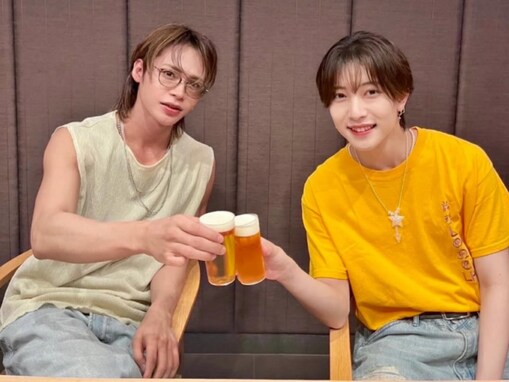 「羨ましい…！！」上田竜也、“美女と密会”ショットを公開!? 「2人とも美女なんですが」「眼福です」