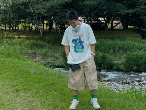 5月に活動再開の人気YouTuber、坊主姿で30歳誕生日を報告！ 「夏の漢過ぎ」「少年感たまらん」