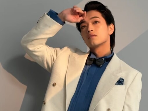 「角度すごくない？」timelesz・原嘉孝、オフショットにファン歓喜「ビジュ神」「色気ダダ漏れ」