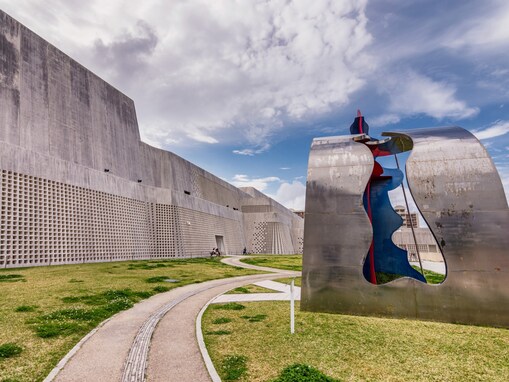 好き＆行ってみたい「九州・沖縄地方の美術館」ランキング！ 2位「沖縄県立博物館・美術館」、1位は？【2025年調査】