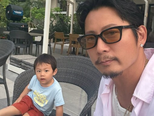 「パパの愛情深さを感じました」黒木啓司、“すぐ成長する”我が子公開「麗果さんが1番可愛くて綺麗なのすごい」