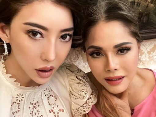 「手怖っ！」デヴィ夫人、85歳の美貌披露も“手”に注目集まる「お顔と手のギャップが」「調子わるい？」