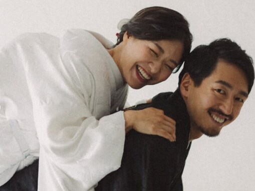 「幸せ溢れとる」カーリング吉田知那美、イケメン夫と和装でハグ！ 「サイコーの夫婦」「はしゃぐ姿がかわいい」