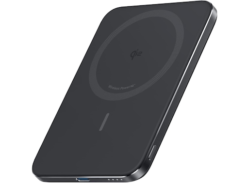 【Amazonベストセラー1位】Anker「ケース型モバイルバッテリー」はピタッと装着してスムーズに充電が可能