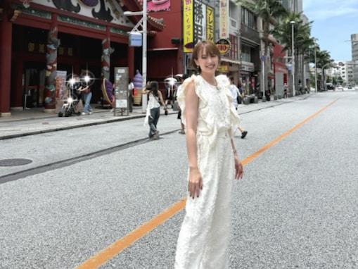 南明奈、夏コーデで圧巻スタイル披露！ 透明感あふれる姿に「晴れ女さすが過ぎる」「とてもすてき」の声