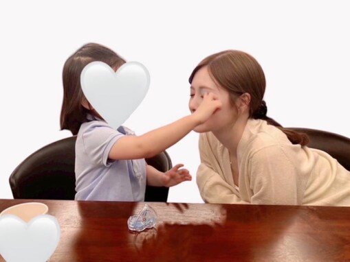 「才能あり！」白石麻衣、“小さなお友達”とのやりとりに反響！ 「癒し空間、、」「保育士感あって」