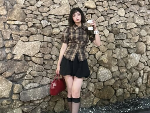 「超ビジュいいじゃん」吉柳咲良、超ミニ丈から長過ぎる圧巻の美脚披露「ほんとにお洒落」「足長っ！」