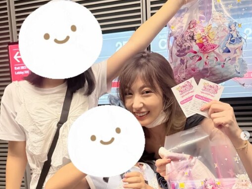 「美しいお母さん」熊田曜子、娘2人との親子ショット公開「すごい幸せそうな笑顔」「めっちゃ楽しそう」