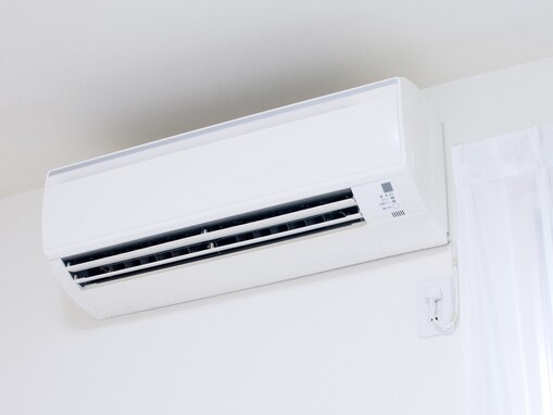 「冷房をつけると寒いけど、消すと暑い」夏の悩みに家電のプロが出した答えは