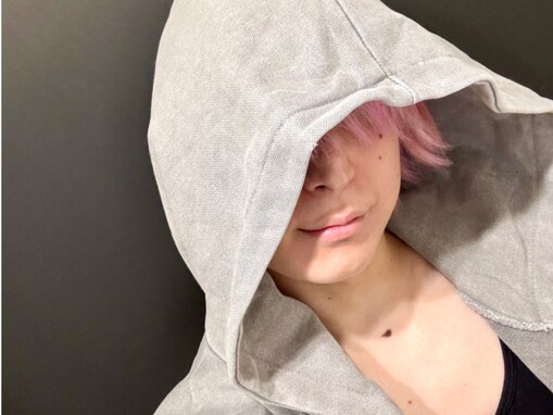 「お約束だもんね」佐久間大介、毎年恒例「メカクシ完了」ショット！「お顔隠れててもイケメン」の声も