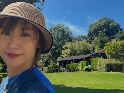 爆笑問題・田中、12歳年下の美人妻を撮影。プライベートショットに「写真に愛情が溢れてる」「綺麗」の声