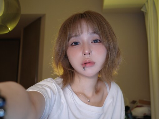 「本人なの？」なえなの、金髪×顔面ピアスの別人級の近影に賛否「え、こっちのが断然好き」「くそ可愛い」