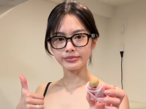 「薬指の指輪が気になる」安斉かれんの実妹、すっぴん手料理ショット公開「芸能人すんごいなやっぱり」