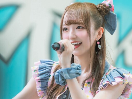 「何歳やねん」日比野芽奈、驚きのアイドル歴に「大御所」「小学生の時からアイドルしてんの？！」反響