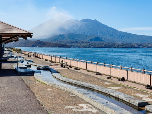 好き＆行ってみたい「九州地方の車中泊スポット」ランキング！ 鹿児島県の「道の駅たるみず湯っ足り館」に僅差の1位は？