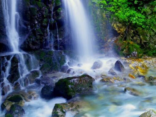 岐阜県で「夏に行きたい滝」ランキング！ 2位「ごろごろの滝」、圧倒的1位は？【2025年調査】