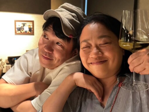 「夫婦みたいや」ペナルティ・ヒデ、“素敵な大人の女性”との“デート”ショット公開「めっちゃいい写真」