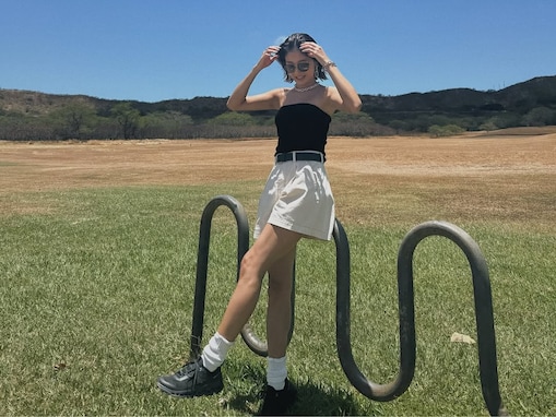 「めっちゃ士門くんに似てる」みちょぱ、美脚ショット公開「スタイル良すぎやし美脚すぎる」「お洒落」