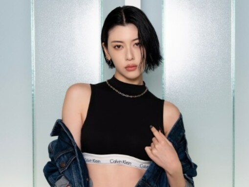 三吉彩花、圧巻の美くびれ＆へそピアス姿を披露！ 「カルバン・クライン」コーデに反響