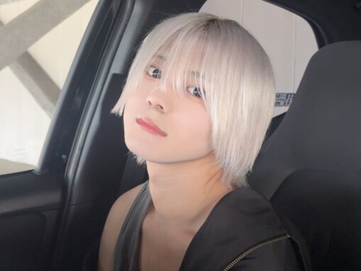 「すごい美人」阿波みなみ、“美人すぎるマネージャー”の初顔出し「美人で頭おかしい人」「イケメンすぎる！」