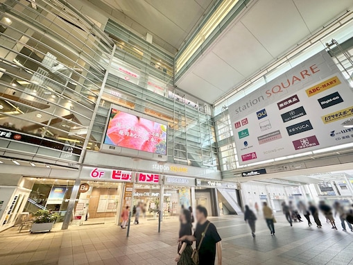 小田急線屈指のターミナル「相模大野駅」は“モール天国”だった！ 駅直結ショッピングと文化施設が集結する街