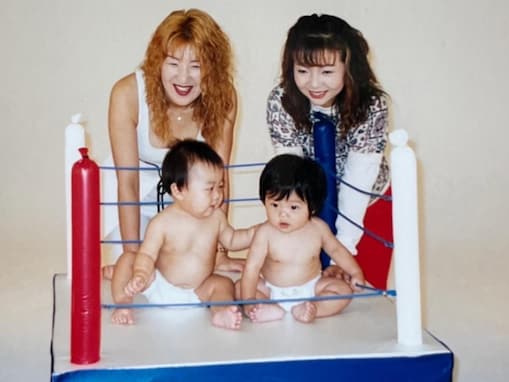 「2人共ママ似」北斗晶、27年前の息子との写真を公開！ 「子ども同士も今でも仲良しなんてすごい」