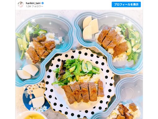 平愛梨、豪華手料理も息子「なんか、シェフが作るお肉の味と違う」ばっさり。“でも美味しいよ”と完食