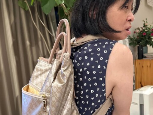 「完全に悪口」高嶋ちさ子、ダウン症の姉への高級“プレゼント”公開「最後の顔笑ってなくて笑えます」