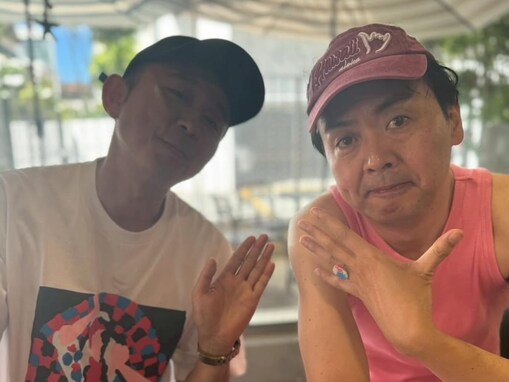 「緊張して顔が引き攣っちゃった」有吉弘行、“憧れのピンタナさん”とのツーショット公開「あの有名な…」