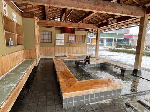 「1人旅で行きたい福島県の温泉地」ランキング！ 2位「磐梯熱海温泉」、1位は？【2025年調査】