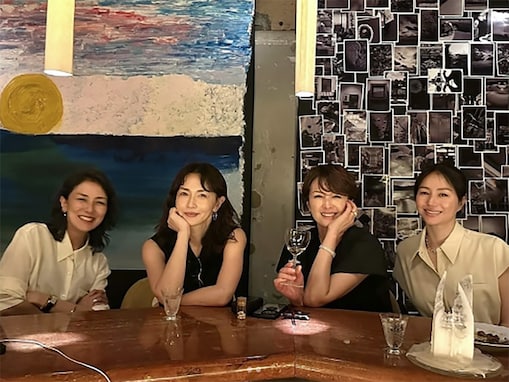 「なんだ、この最強の美人の集まり」井川遥、豪華俳優の乾杯ショットに「この4人の月9が見たい」の声