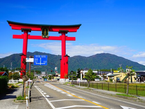 新潟県民が選んだ「住み続けたい自治体」ランキング！ 2位「西蒲原郡弥彦村」、急上昇の1位は？【2025年最新】