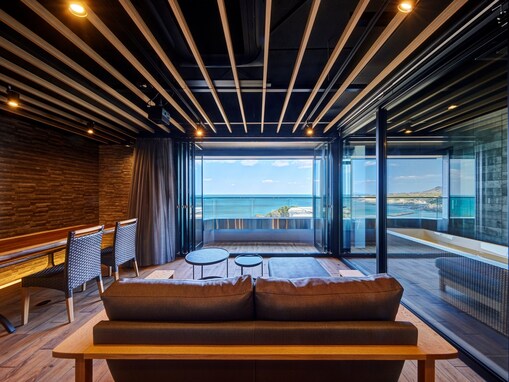 【楽天トラベルスーパーSALE】「リゾートヒルズ豊浜蒼空の風」が今だけ特別価格に！ 全室オーシャンビューを楽しむ海辺の宿【9月20日】