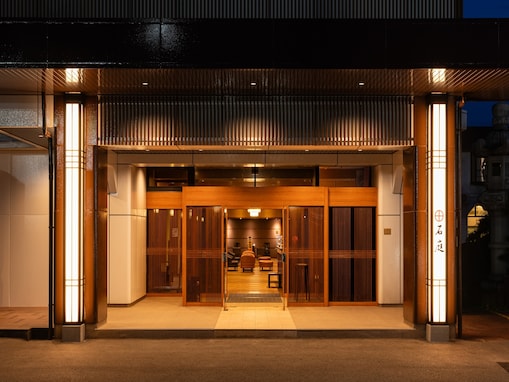 【楽天トラベルセール】「富士山石和温泉郷 ホテル石庭」が今だけ特別価格に！ 露天風呂と富士の絶景で贅沢ステイ【9月22日】