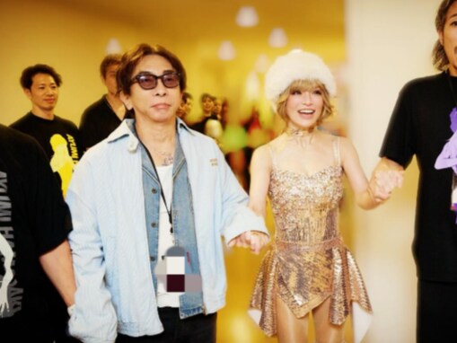 浜崎あゆみ、エイベックス会長との“めちゃくちゃ珍しい”ショット公開「あゆちゃんとってもいい笑顔」