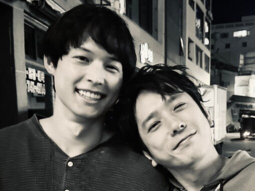 「この距離感なの」二宮和也、後輩とのプライベートショットに「最高のイチャイチャじゃないかっ！」の声！