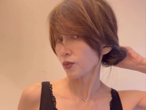 「激やせ心配」工藤静香、美しいタンクトップ姿披露も心配の声続々…「あばら骨が浮いてます」