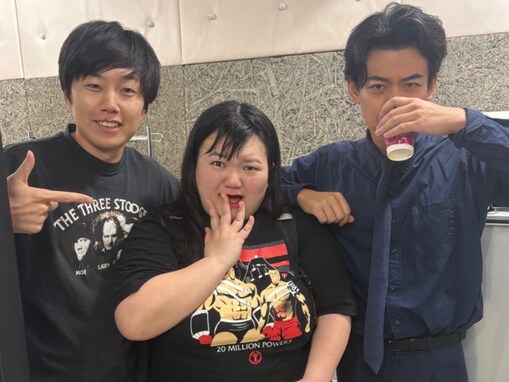 「ただただ羨ましい」人気女性芸人、「オープンマリッジのハーレム」ショット公開！「完全に旦那の顔」