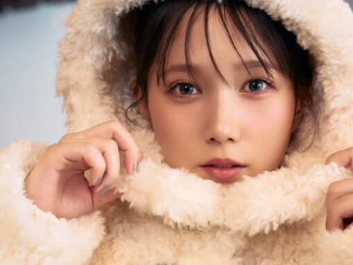 「なんだこの天使は、、」本田翼、もこもこコーデに絶賛の声「何のカラコン⁉」「めっちゃ似合ってる」