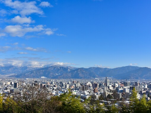 ナンバープレートでお金持ちだと思う長野県の地名ランキング！ 2位「長野」を抑えた1位は？【2025年調査】