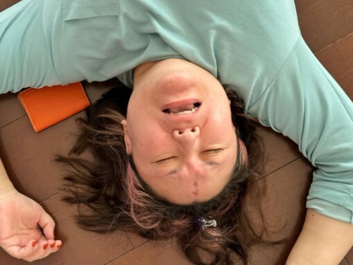 「本当にあった怖い話」バービー、自宅での“うんち”ショットに反響「さすがにこれは経験ないかも笑」