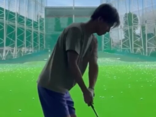 「久々に練習へ」木村拓哉、ゴルフ練習でナイスショット！ 「すぐにでもコースへ行きたくなる」