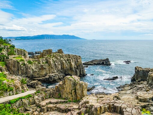 秋に行きたい「福井県の絶景ドライブスポット」ランキング！ 2位は「東尋坊周辺ルート」、1位は？