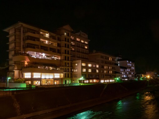 グルメも楽しめると思う「熊本県の温泉地」ランキング！ 2位「人吉温泉」を抑えた1位は？【2025年調査】