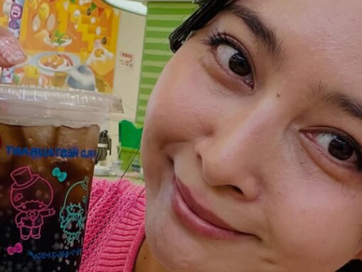 「幸せな空間でした」加藤夏希、4人の子どもとサンリオピューロランド満喫！ 「なっちゃん可愛すぎる」