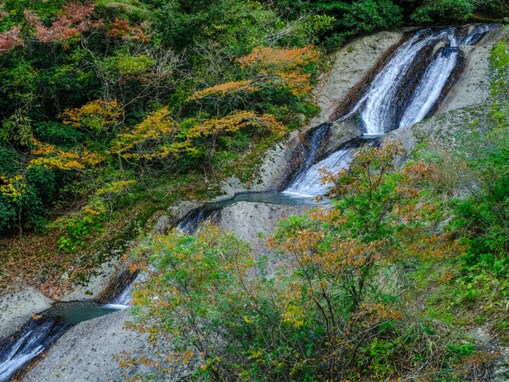 石川県で「秋に行きたい滝」ランキング！ 2位「男女滝」を抑えた1位は？ 【2025年調査】