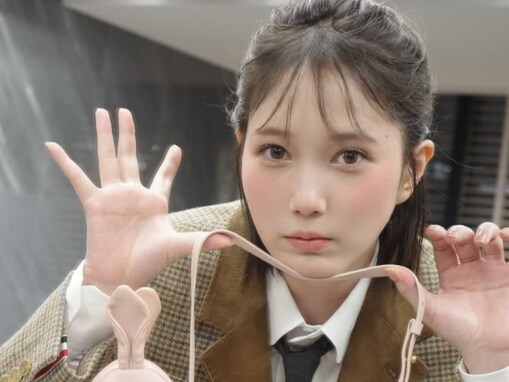 「その可愛さはズルいぞ！」本田翼、美脚際立つ秋コーデ公開「メガネ姿の翼さん。かわいい」「天使きた！！」