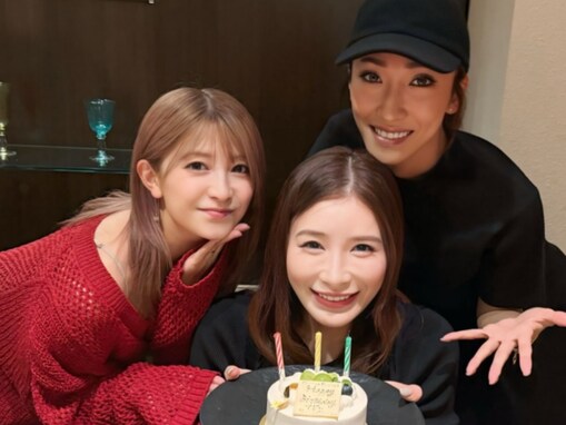 「美の集まり過ぎる」矢口真里、“美容の先生達”との仲良しショットに「キレイ」「やっぱこの3人」の声！