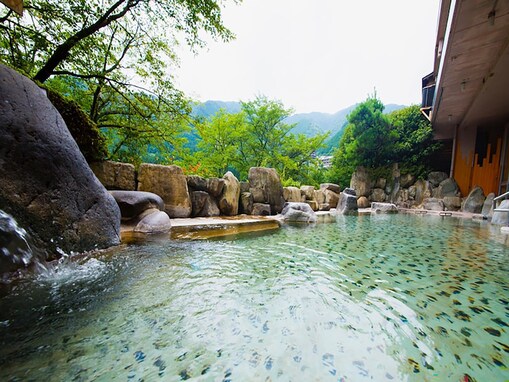 【楽天トラベルセール】「下呂温泉 望川館（ぼうせんかん）」が今だけ特別価格に！ 伝統と自然が調和する癒しの温泉旅【10月20日】